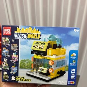 Sunny Side Diner Building Set